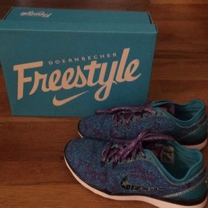 Nike Freestyle